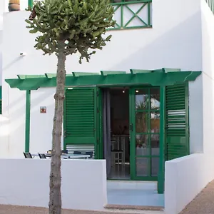 https://casa-paz-cozy-2-bedroom-apartment-close-to-dorada-beach.in-canary-islands.com